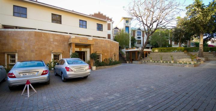 Hotel Hilltone Monte Abu Exterior foto
